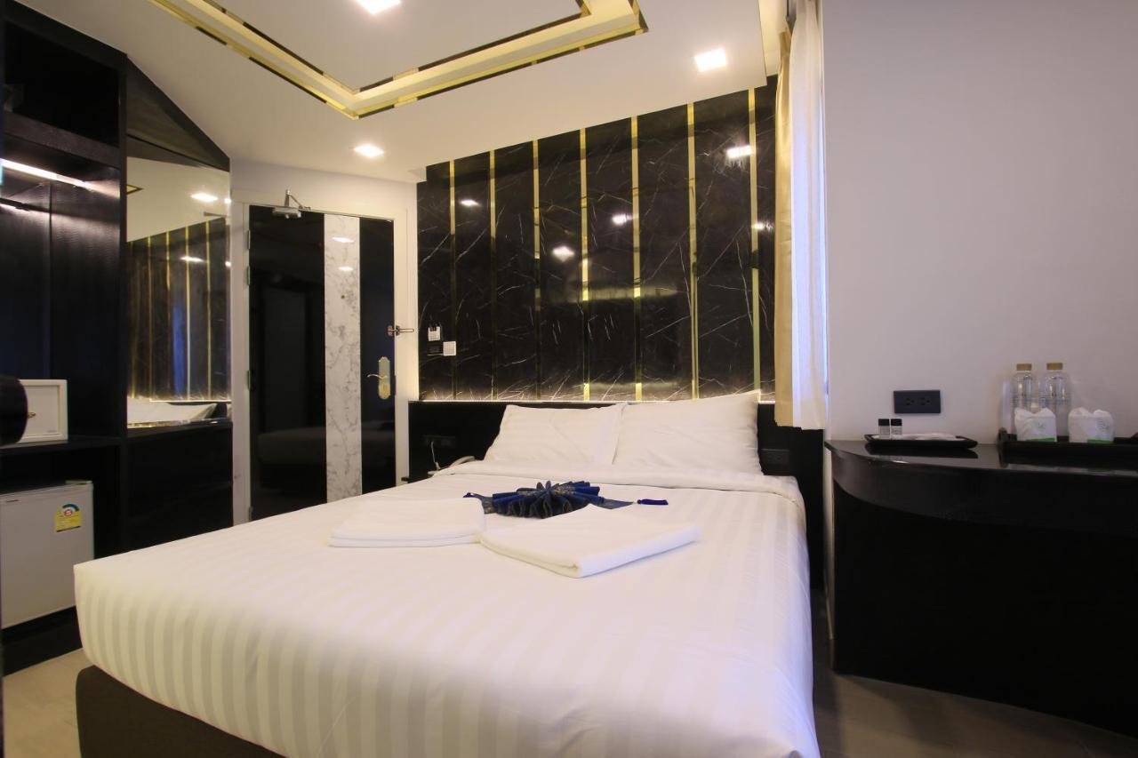 Pratunam Atrium Hotel Банкок Екстериор снимка