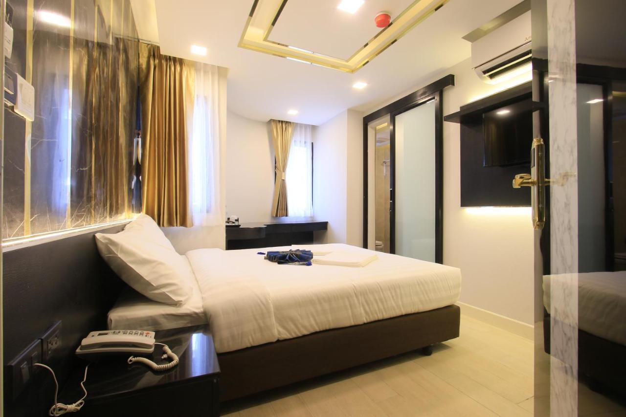 Pratunam Atrium Hotel Банкок Екстериор снимка
