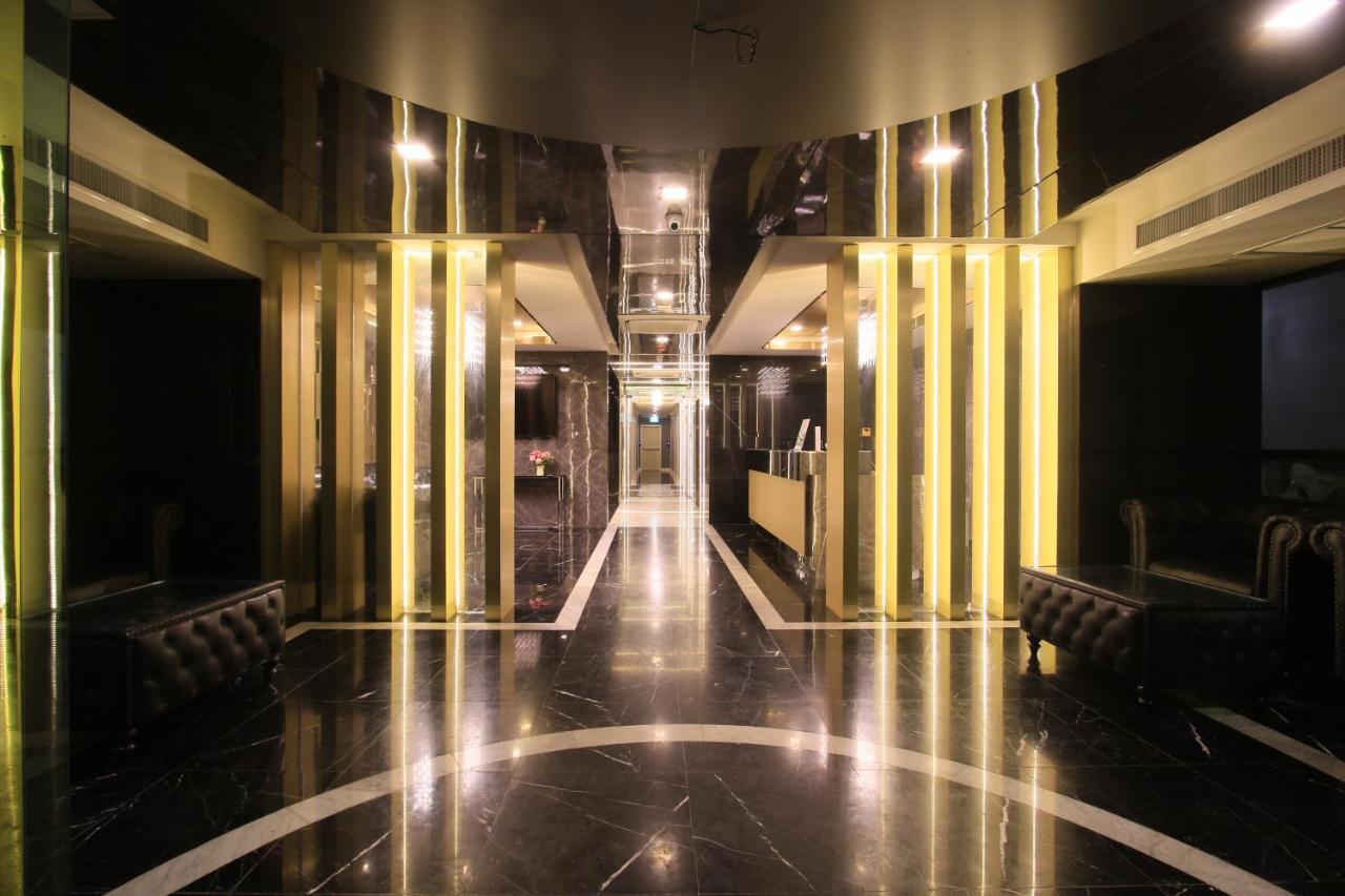Pratunam Atrium Hotel Банкок Екстериор снимка