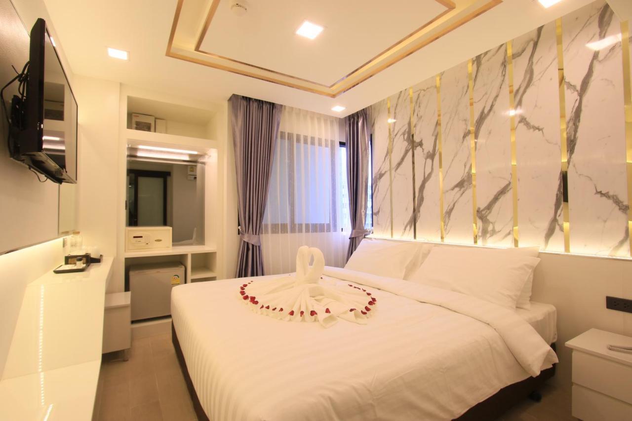 Pratunam Atrium Hotel Банкок Екстериор снимка